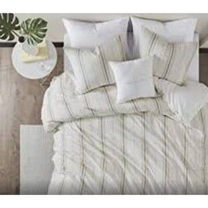 Clean Spaces "Plaza" 5 pc. Twin XL Comforter Set White w/Taupe Stripe. MSRP $120